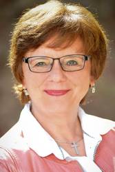 Portraitfoto von Dr. Marlene Schwöbel-Hug