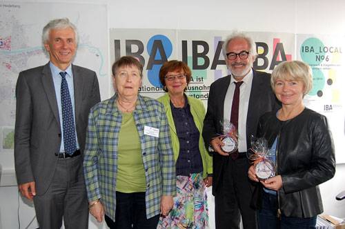 Gruppenfoto in den Räumen der IBA