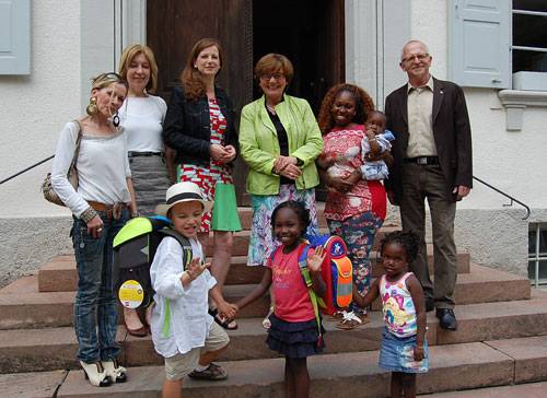 Gruppenfoto der Aktion Schulranzen für Janne